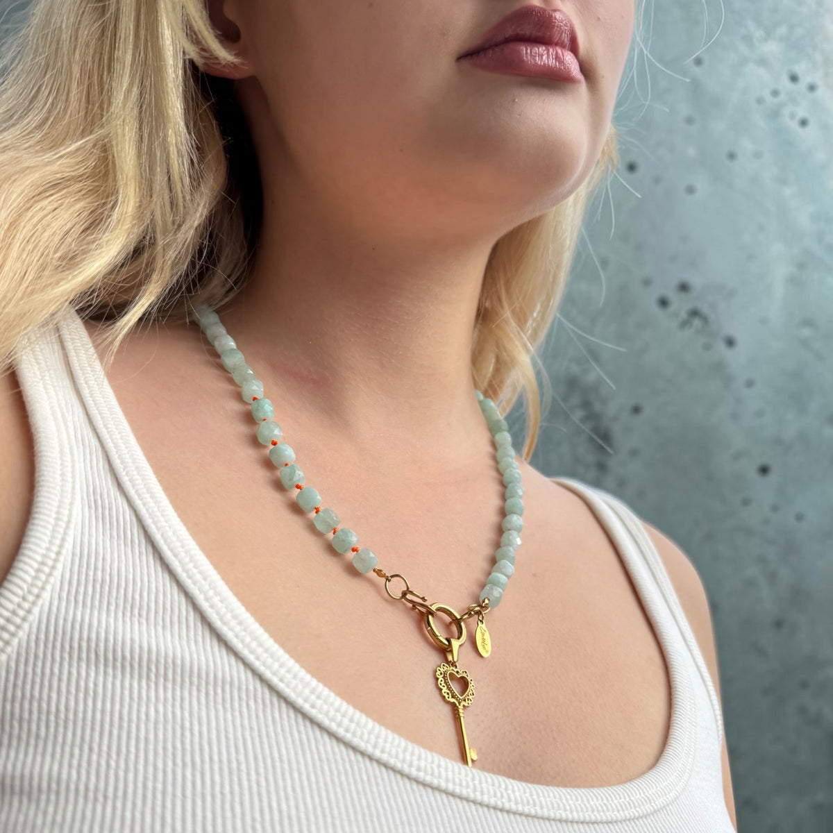 MINTY faceted bead necklace