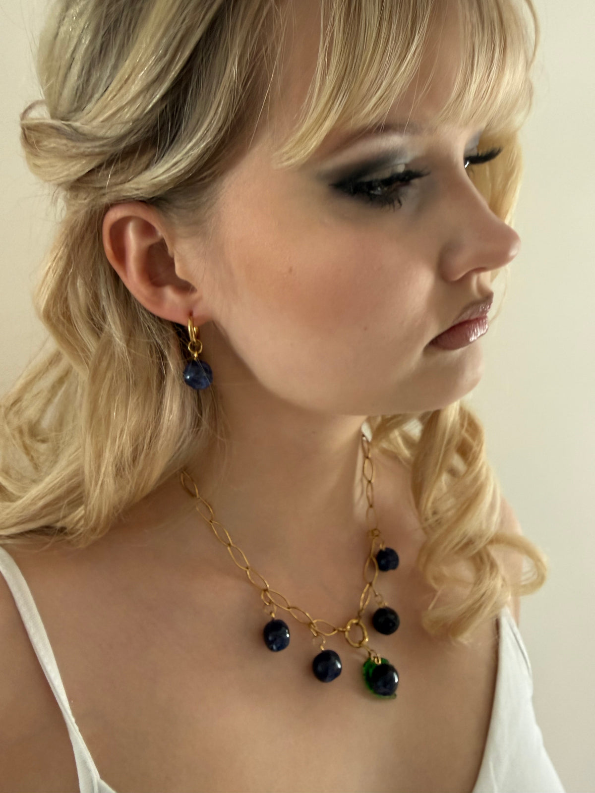 BLUEBERRY BLIZZ necklace