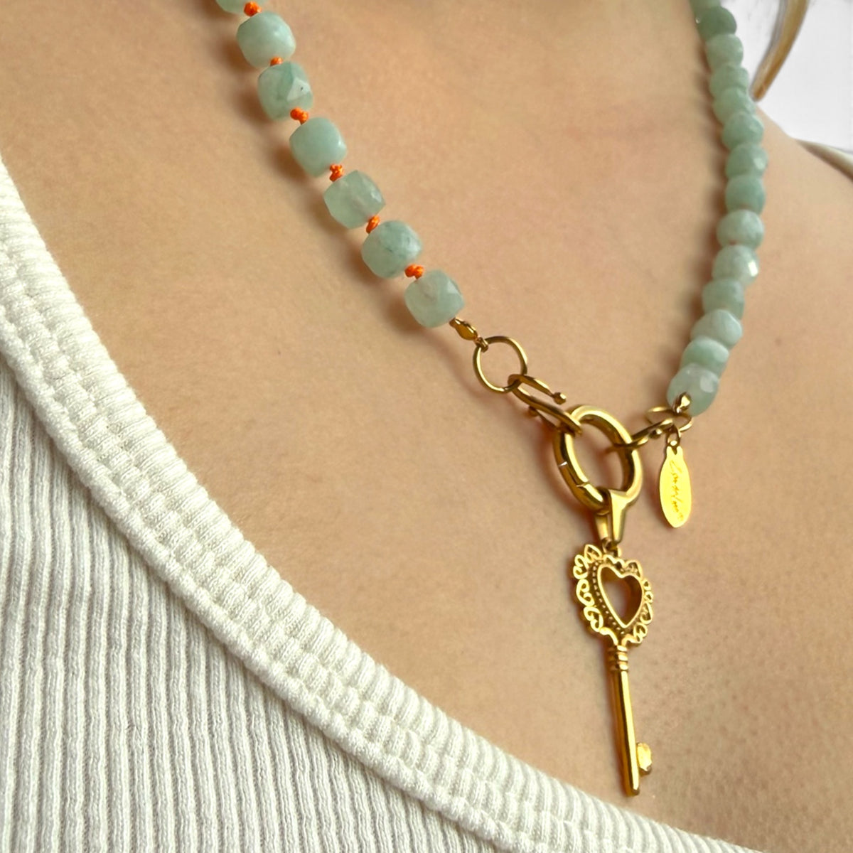 MINTY faceted bead necklace