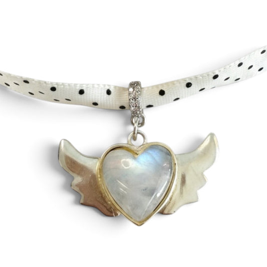 FLY MY HEART necklace